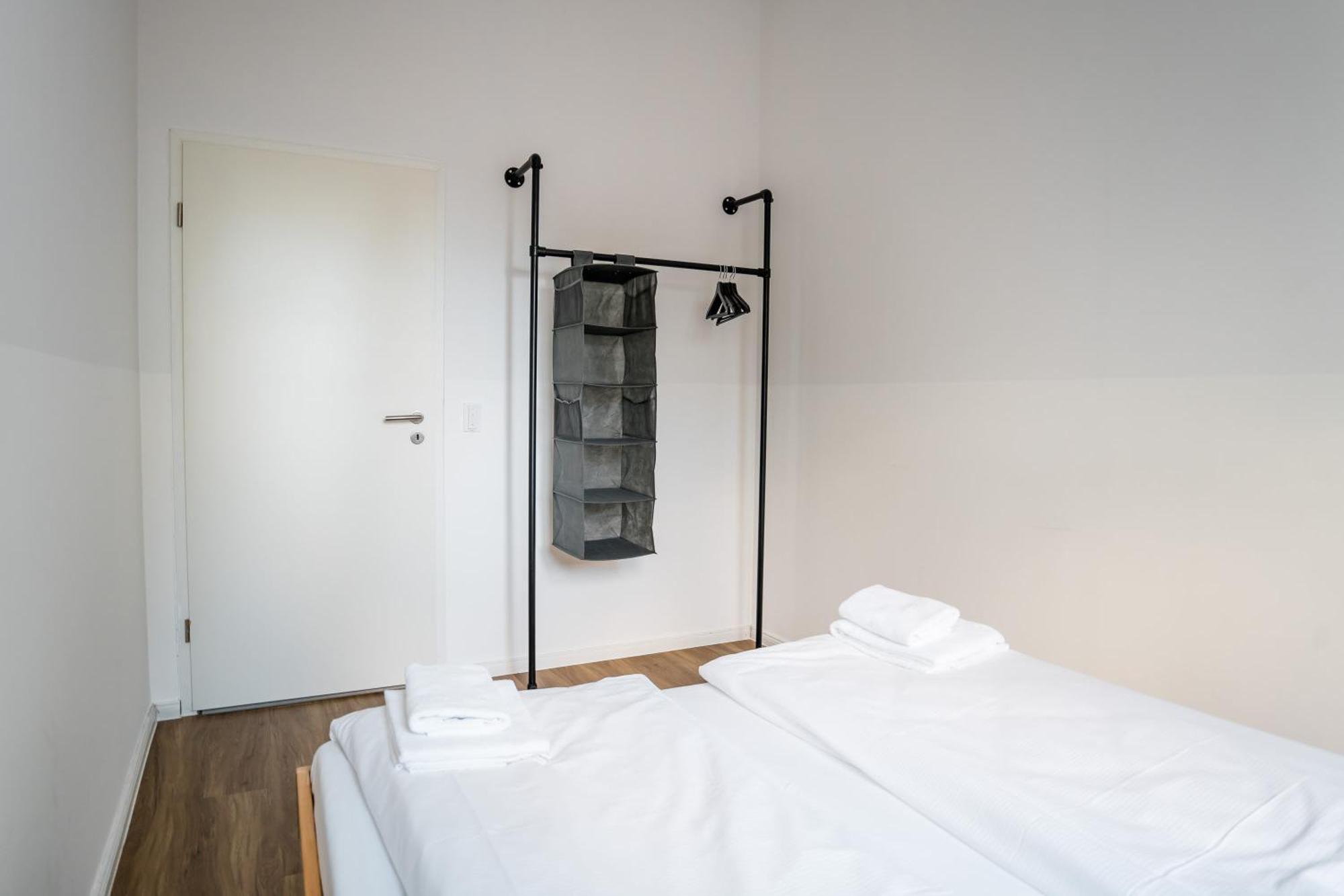 Three Bedroom Plus Big Kitchen Plus Selfcheckin Plus Street Parking برلين المظهر الخارجي الصورة