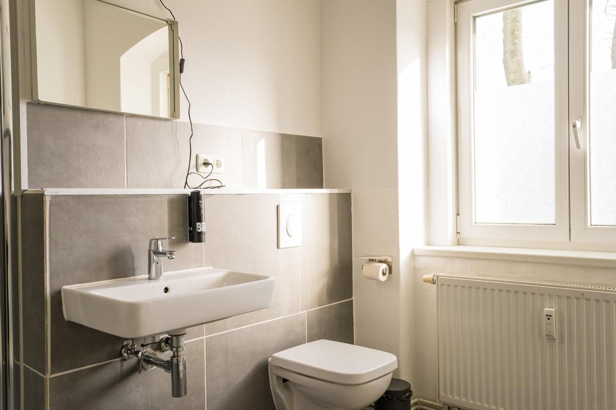 Three Bedroom Plus Big Kitchen Plus Selfcheckin Plus Street Parking برلين المظهر الخارجي الصورة
