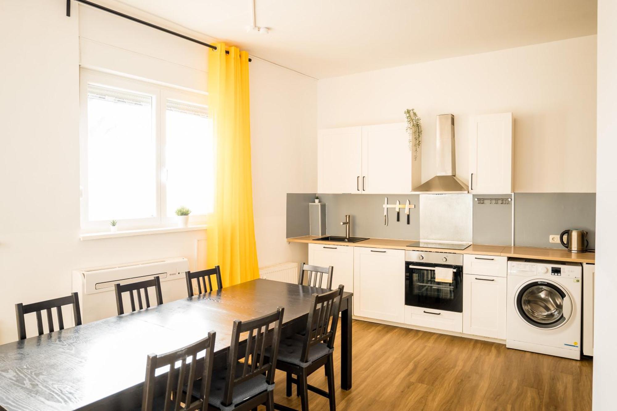 Three Bedroom Plus Big Kitchen Plus Selfcheckin Plus Street Parking برلين المظهر الخارجي الصورة